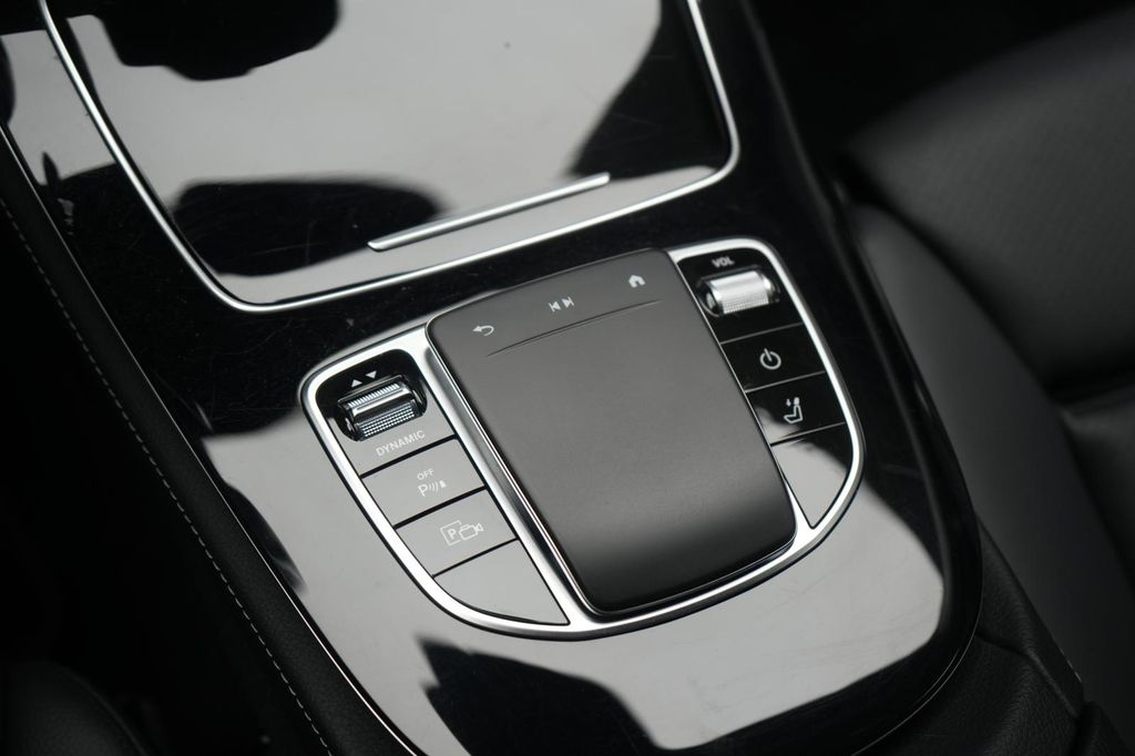 Mercedes-Benz E 300 2021