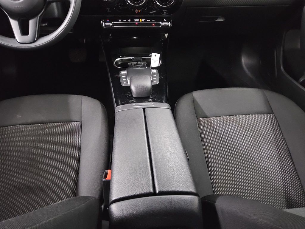 Mercedes-Benz A 180 2022