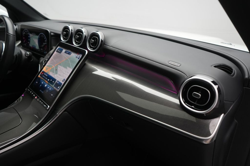 Mercedes-Benz GLC 300 2023