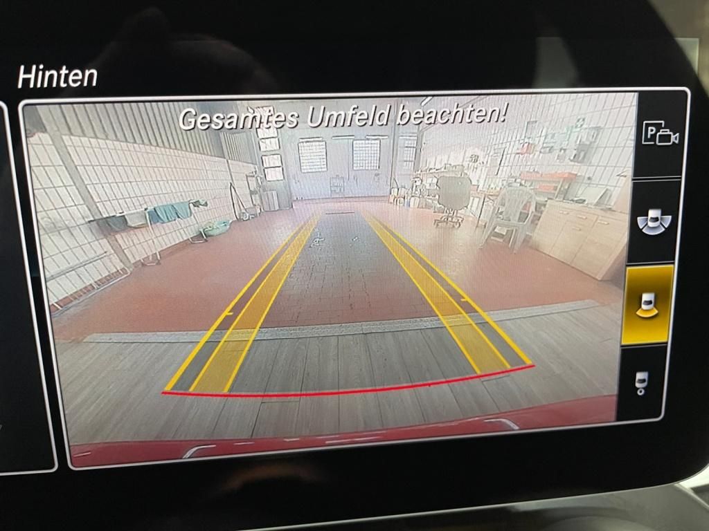 Mercedes-Benz C 300 2021