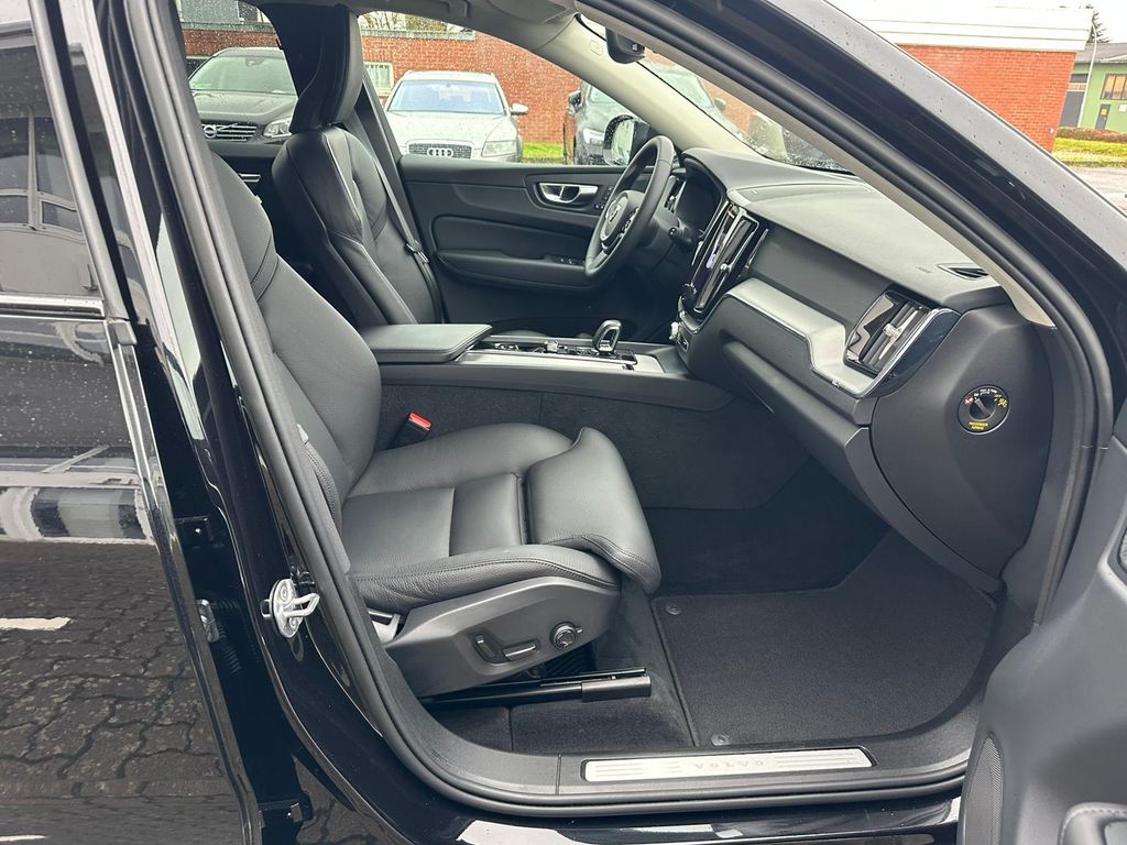 Volvo XC60 2022