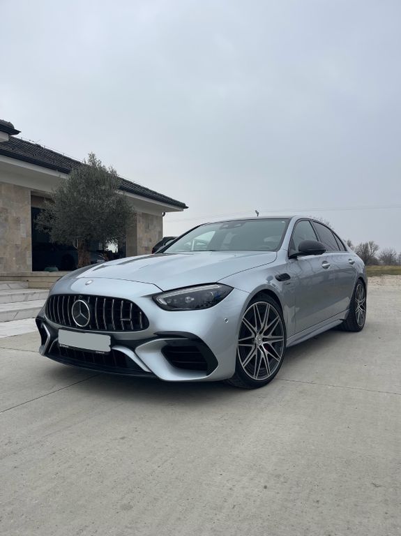 Mercedes-Benz C 63 AMG 2024