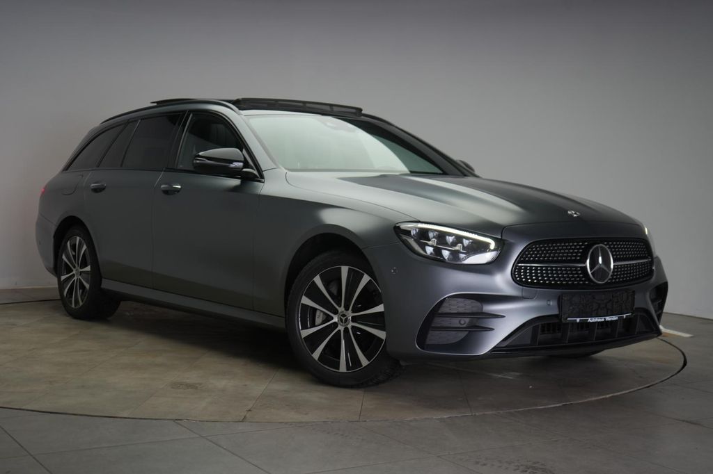 Mercedes-Benz E 300 2022