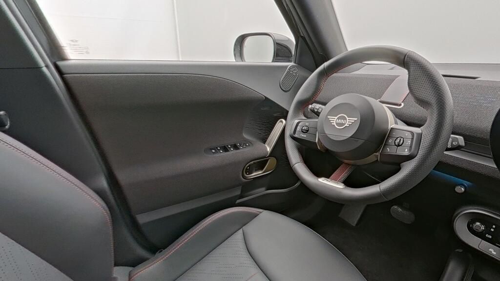 MINI Aceman 2024