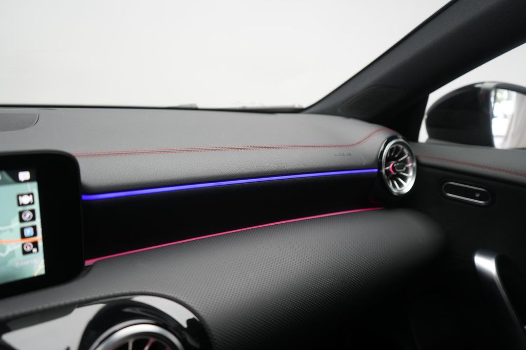 Mercedes-Benz CLA 45 AMG 2021