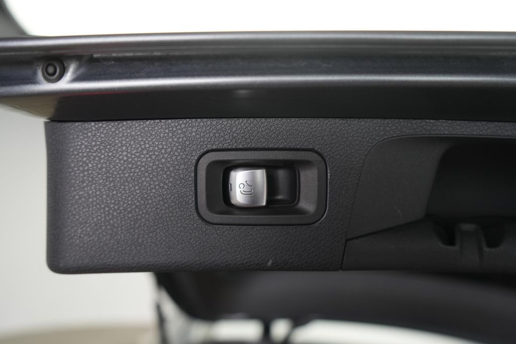 Mercedes-Benz E 300 2022