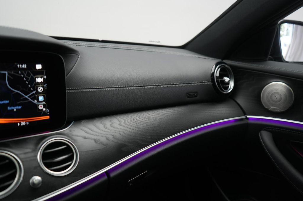 Mercedes-Benz E 300 2022