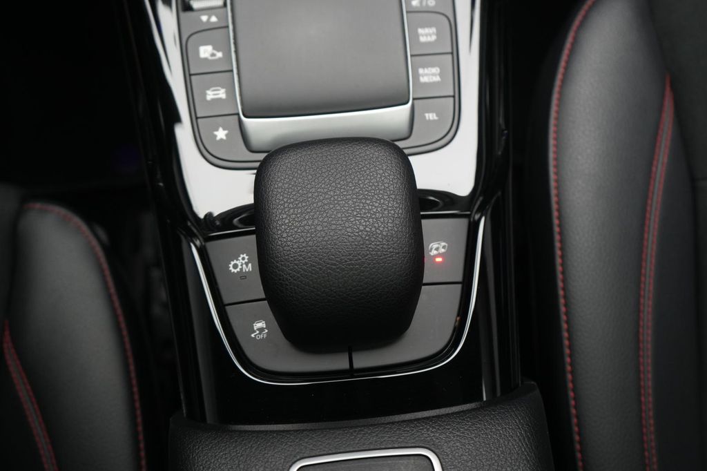 Mercedes-Benz CLA 45 AMG 2021