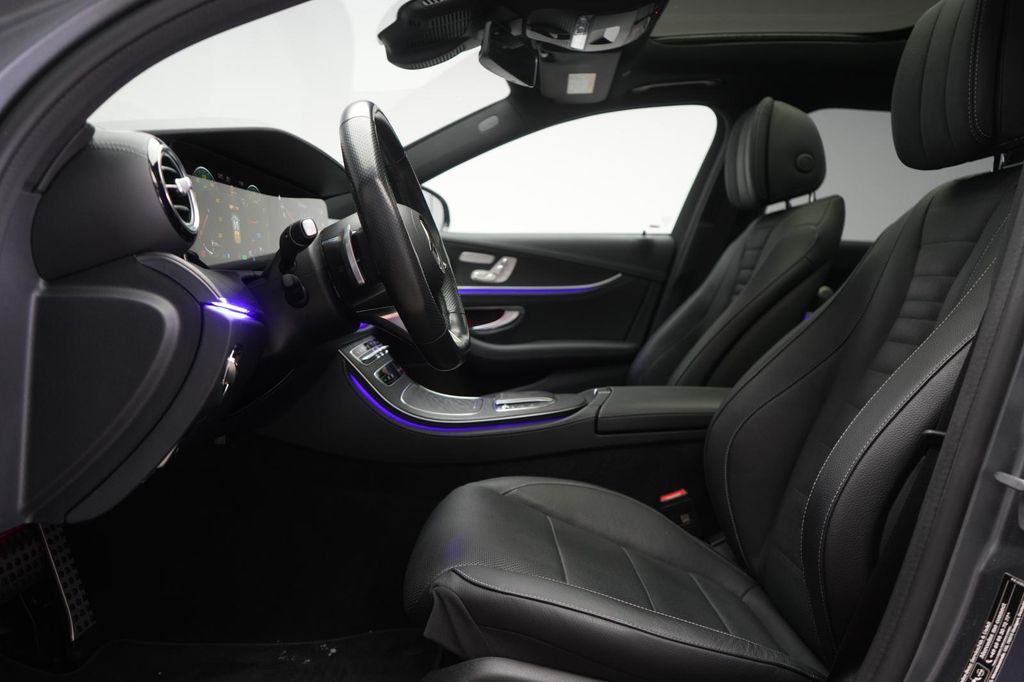 Mercedes-Benz E 300 2022