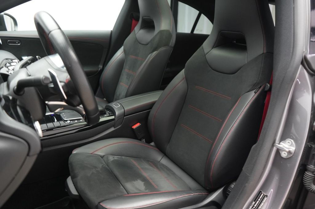 Mercedes-Benz CLA 45 AMG 2021
