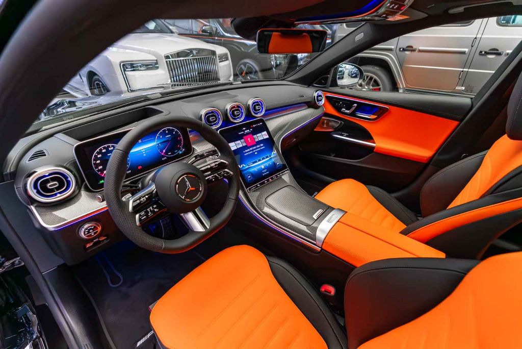 Mercedes-Benz C 300 2026