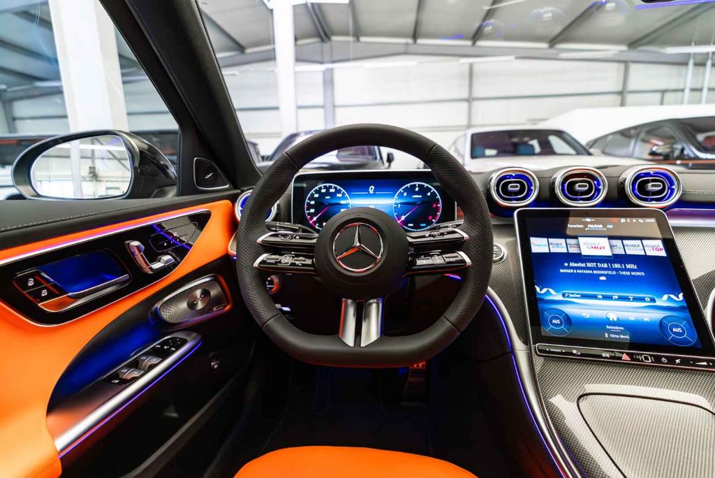 Mercedes-Benz C 300 2026