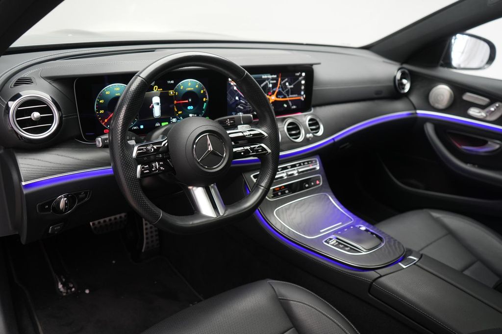 Mercedes-Benz E 300 2022