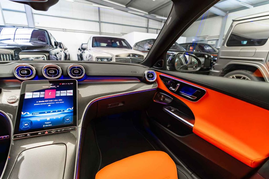 Mercedes-Benz C 300 2026