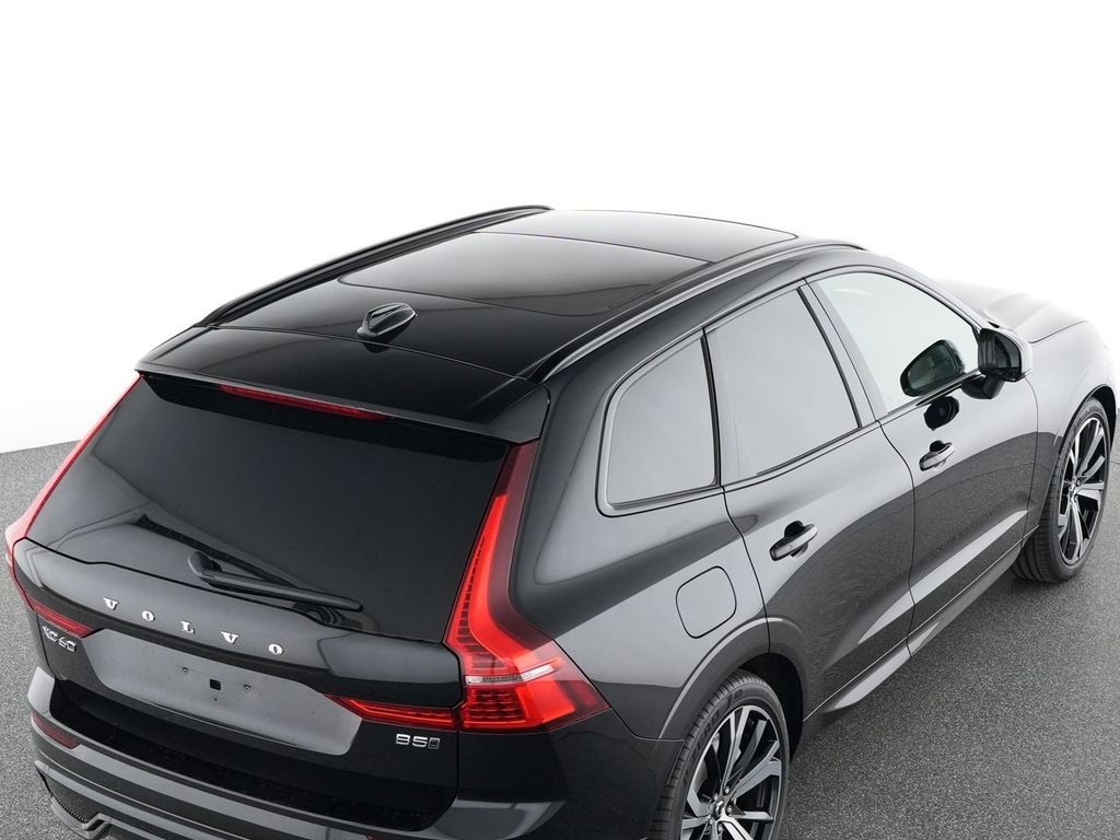 Volvo XC60 2025