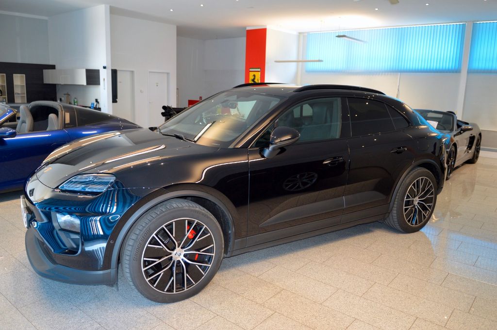 Porsche Macan 2025