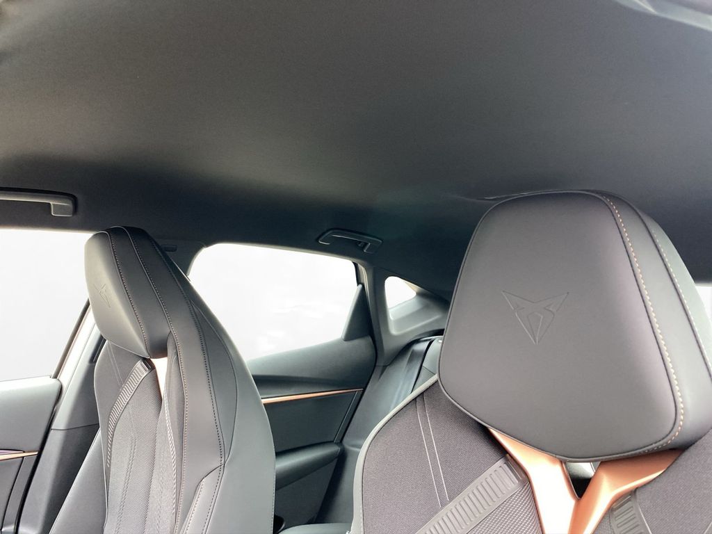 Cupra Tavascan 2026