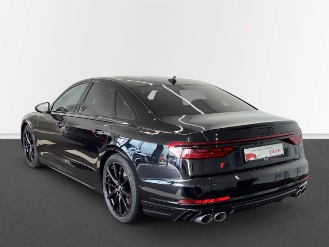 Audi S8 2023