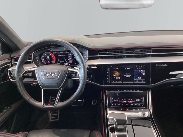 Audi S8 2023