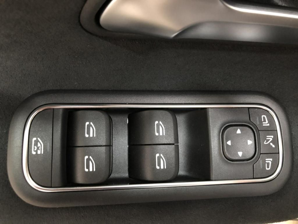 Mercedes-Benz CLA 35 AMG 2024