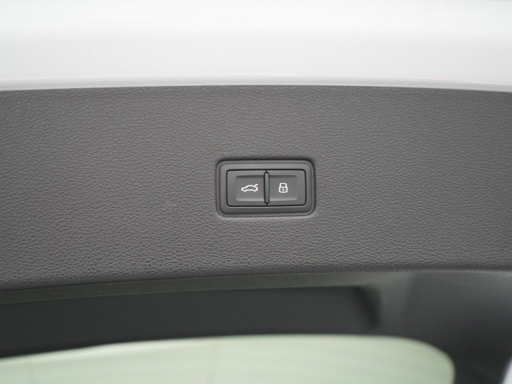 Audi RSQ8 2022