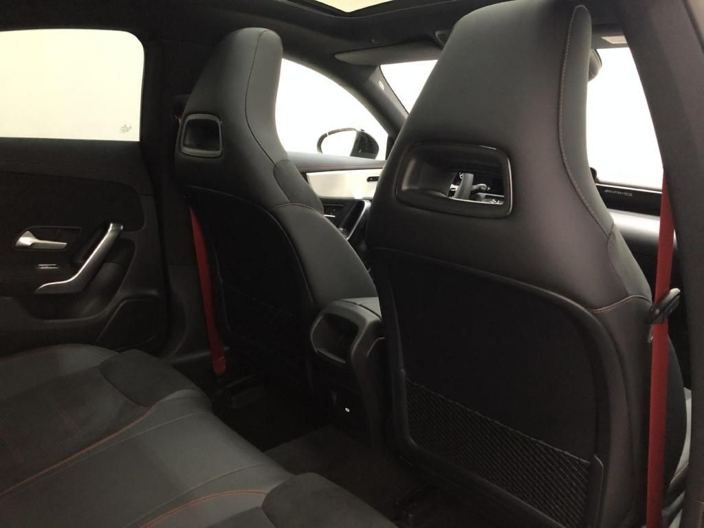 Mercedes-Benz CLA 35 AMG 2024