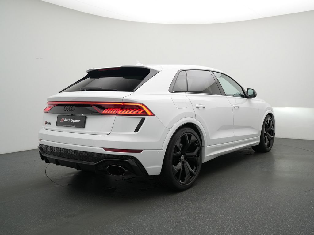 Audi RSQ8 2022