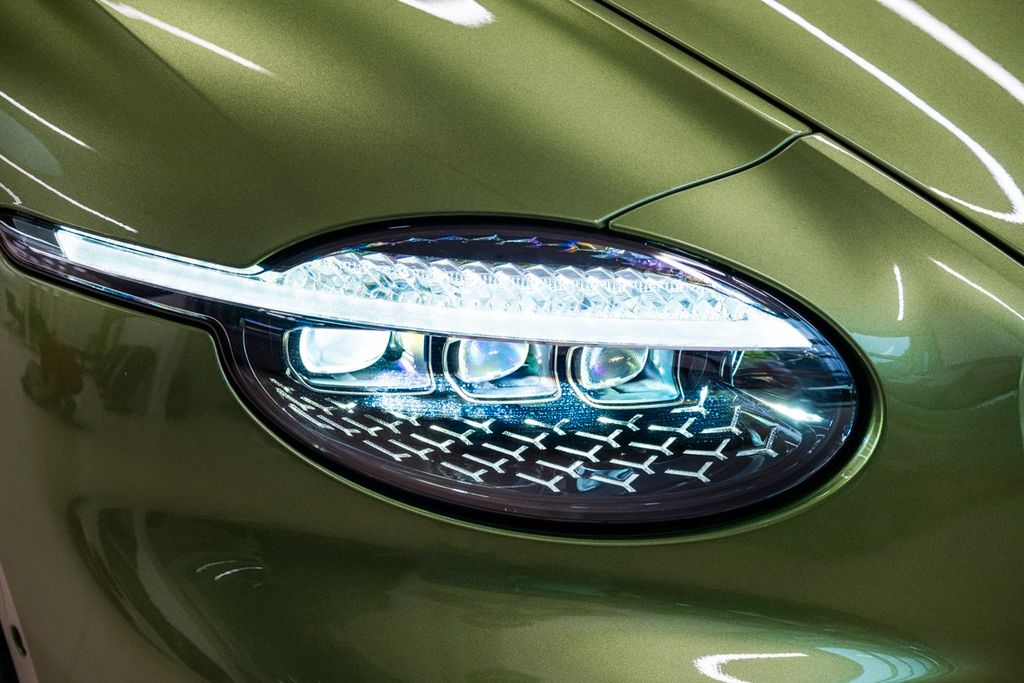 Bentley Continental GTC 2025