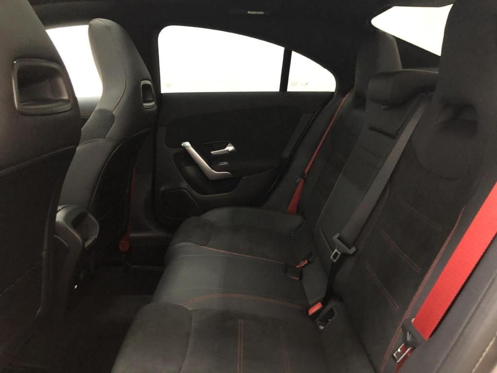 Mercedes-Benz CLA 35 AMG 2024