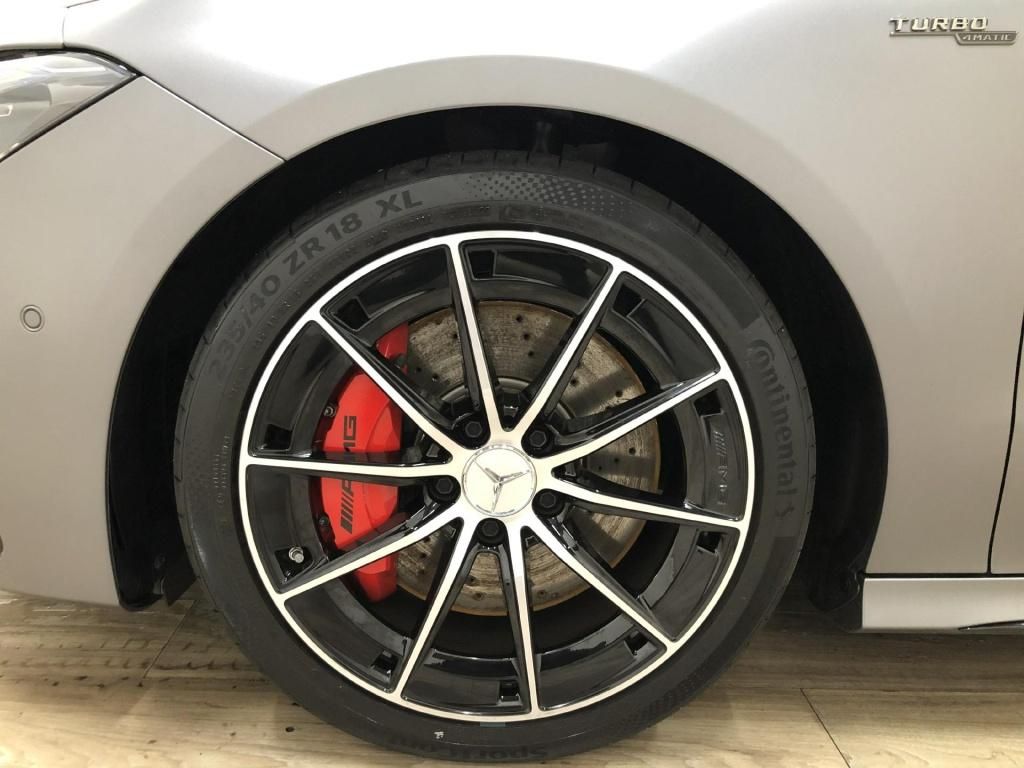 Mercedes-Benz CLA 35 AMG 2024