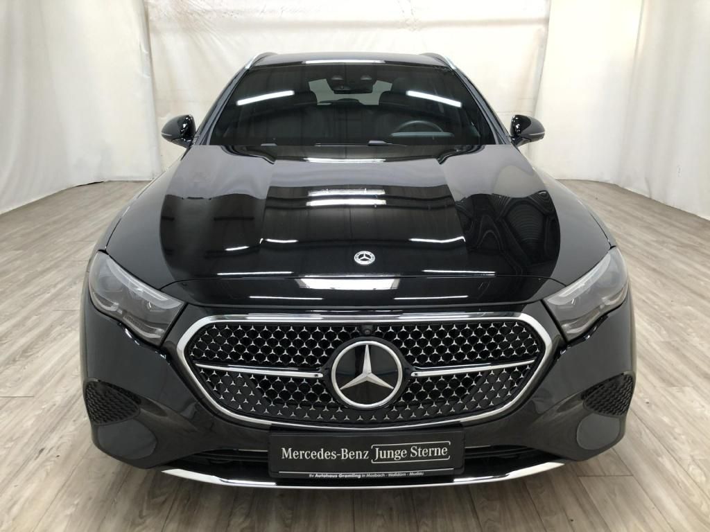 Mercedes-Benz E 300 2024