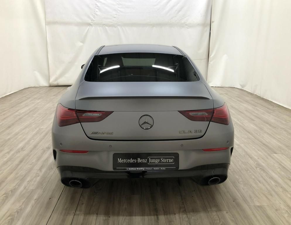 Mercedes-Benz CLA 35 AMG 2024