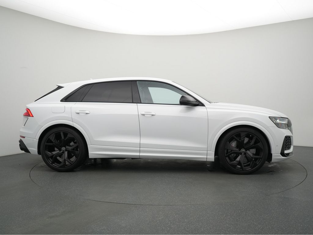 Audi RSQ8 2022