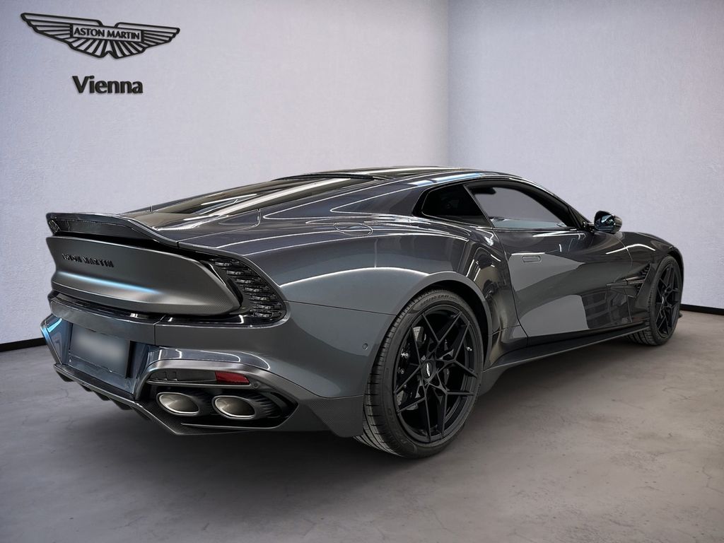 Aston Martin Vanquish