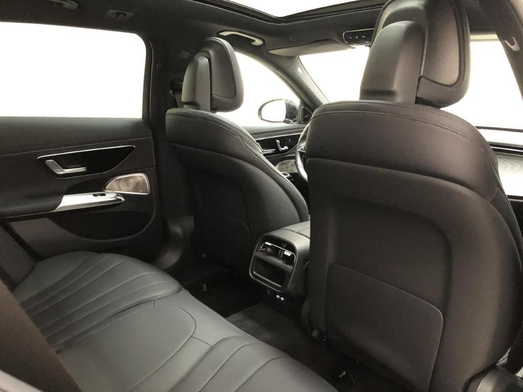 Mercedes-Benz E 300 2024