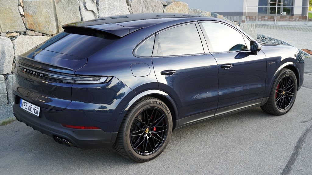 Porsche Cayenne 2024