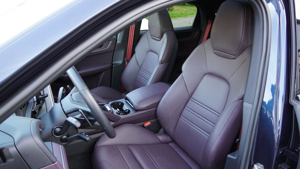 Porsche Cayenne 2024