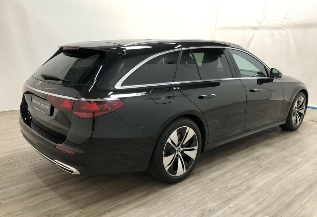 Mercedes-Benz E 300 2024