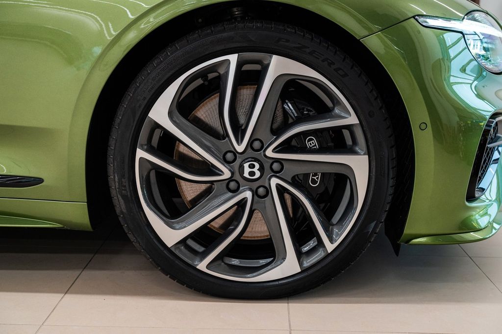 Bentley Continental GTC 2025