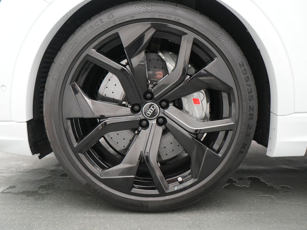 Audi RSQ8 2022