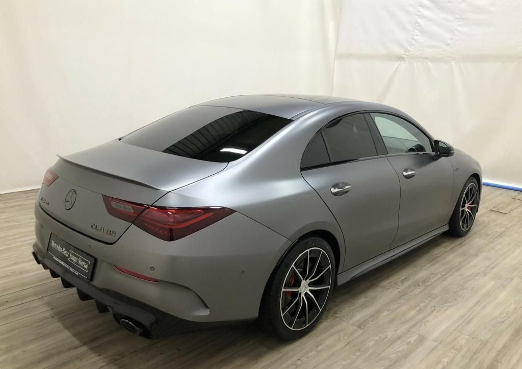 Mercedes-Benz CLA 35 AMG 2024