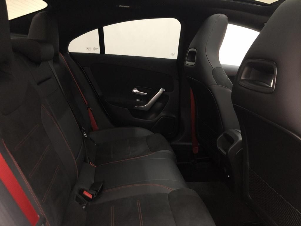 Mercedes-Benz CLA 35 AMG 2024