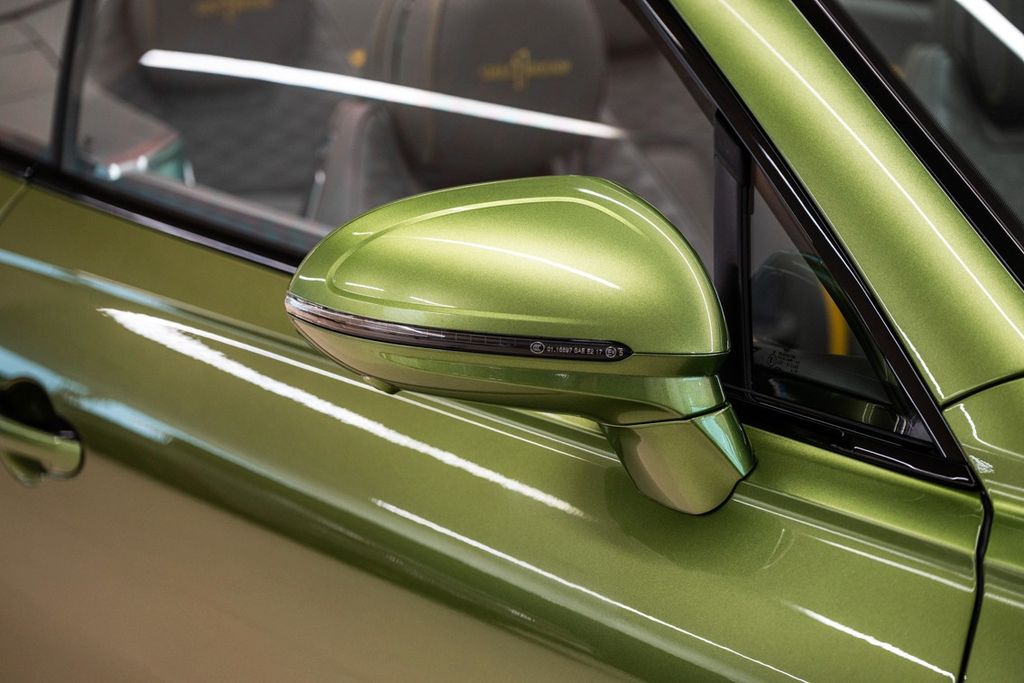 Bentley Continental GTC 2025