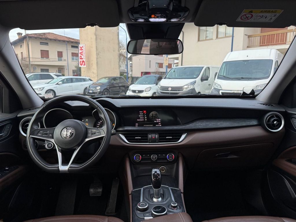 Alfa Romeo Stelvio 2019