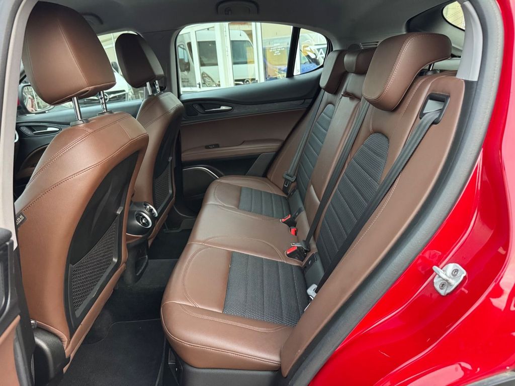 Alfa Romeo Stelvio 2019