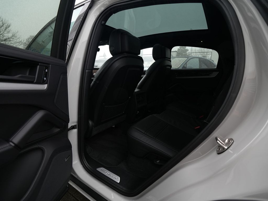 Porsche Cayenne 2024