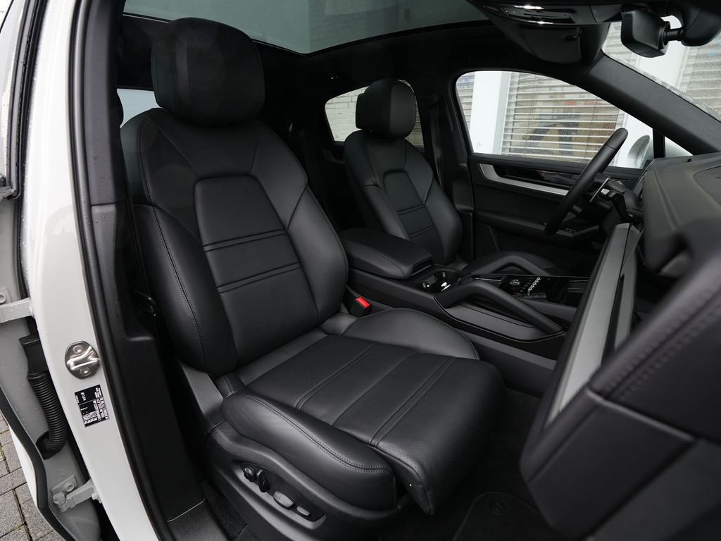 Porsche Cayenne 2024