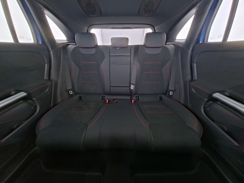 Mercedes-Benz EQA 2024