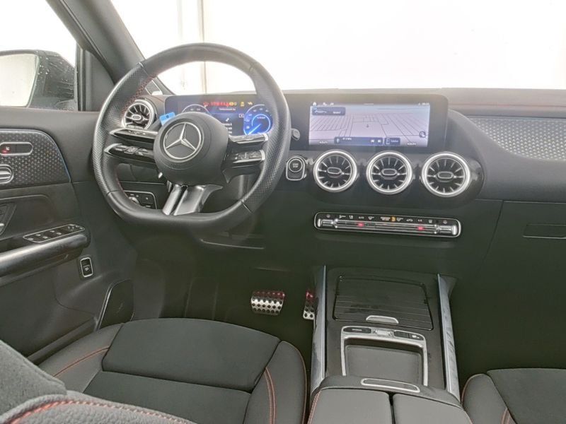 Mercedes-Benz EQA 2024