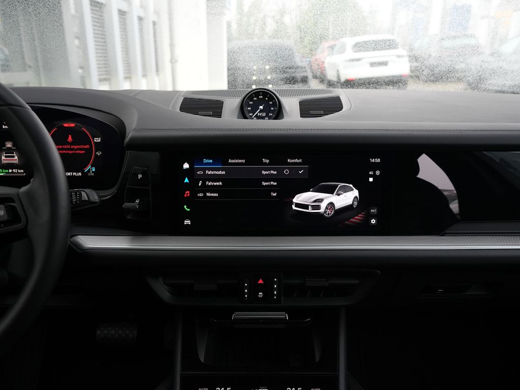 Porsche Cayenne 2024